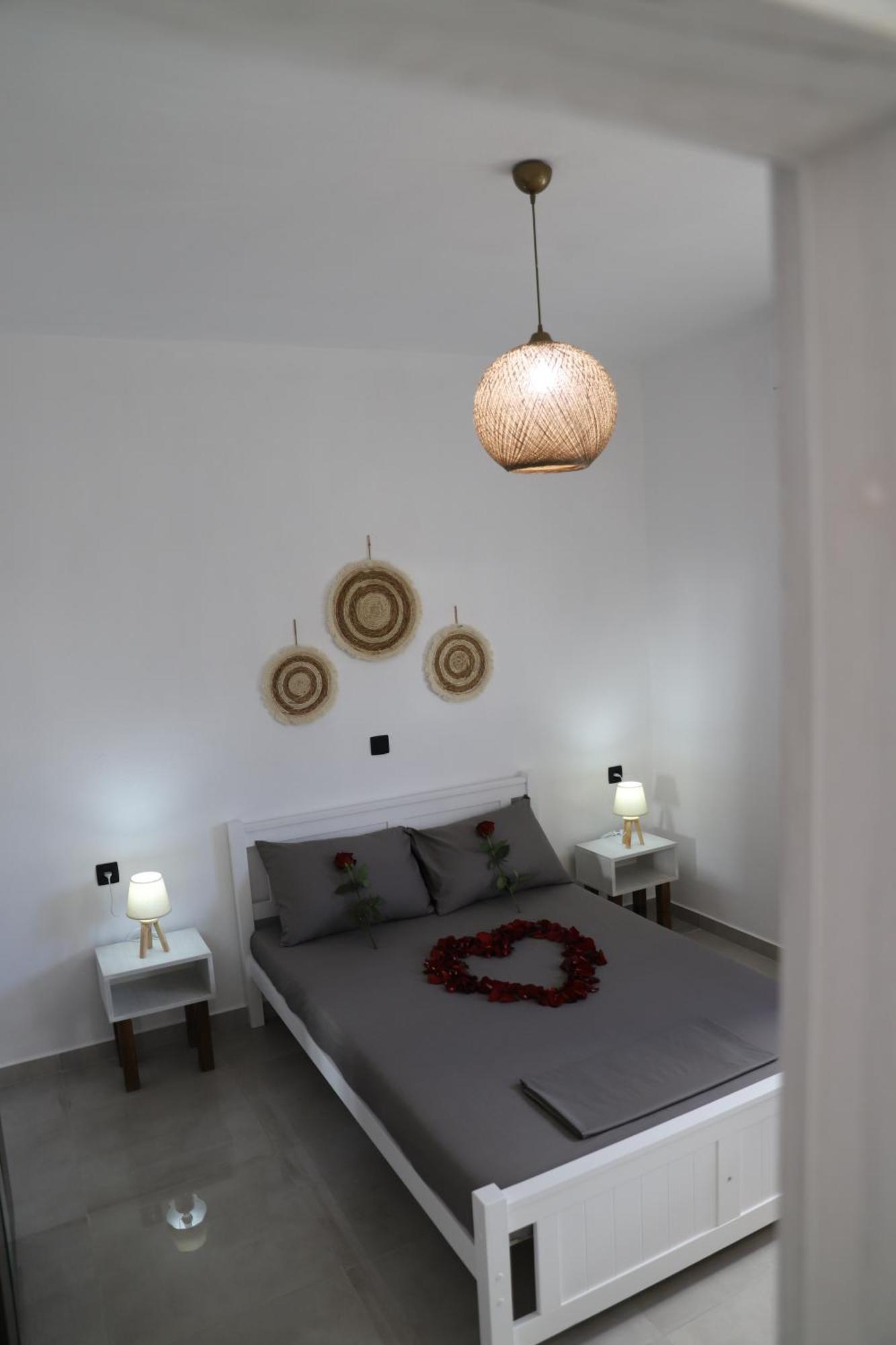 Calma Eco Houses Sunset View Emporio  Exterior foto